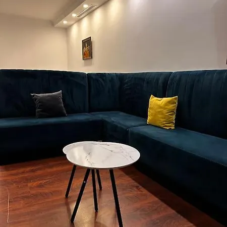 Apartment In Bllok