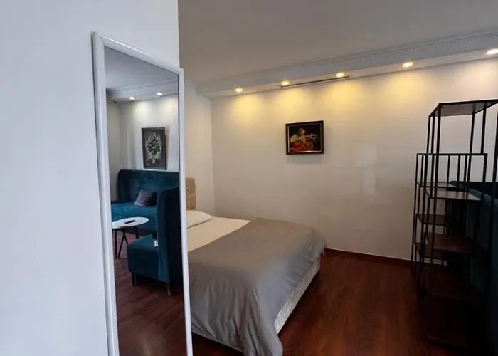 In Bllok Apartment
