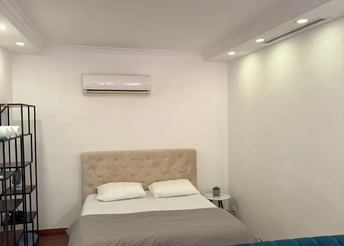 Apartment In Bllok Tirana